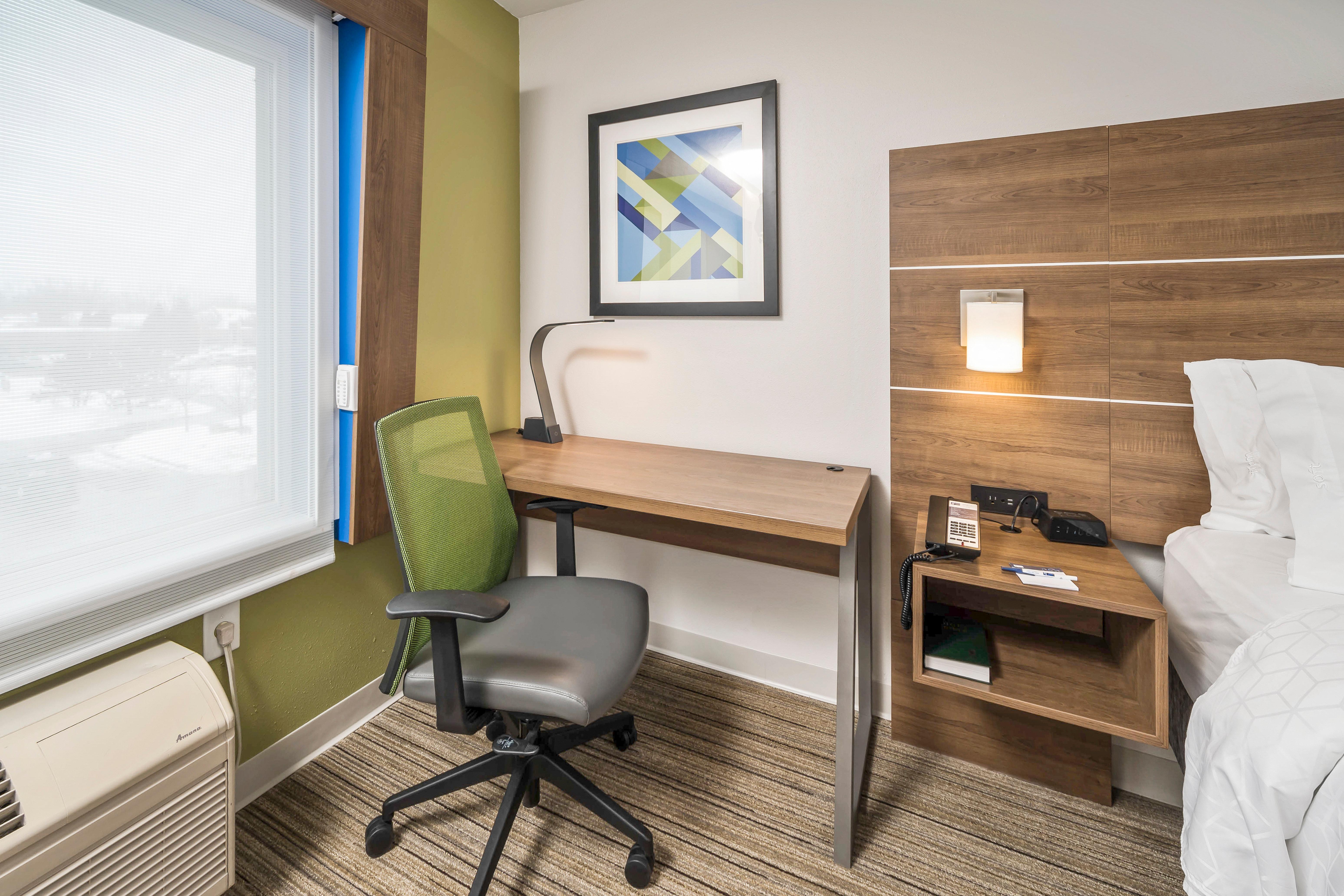 Holiday Inn Express Indianapolis South By Ihg Exterior photo