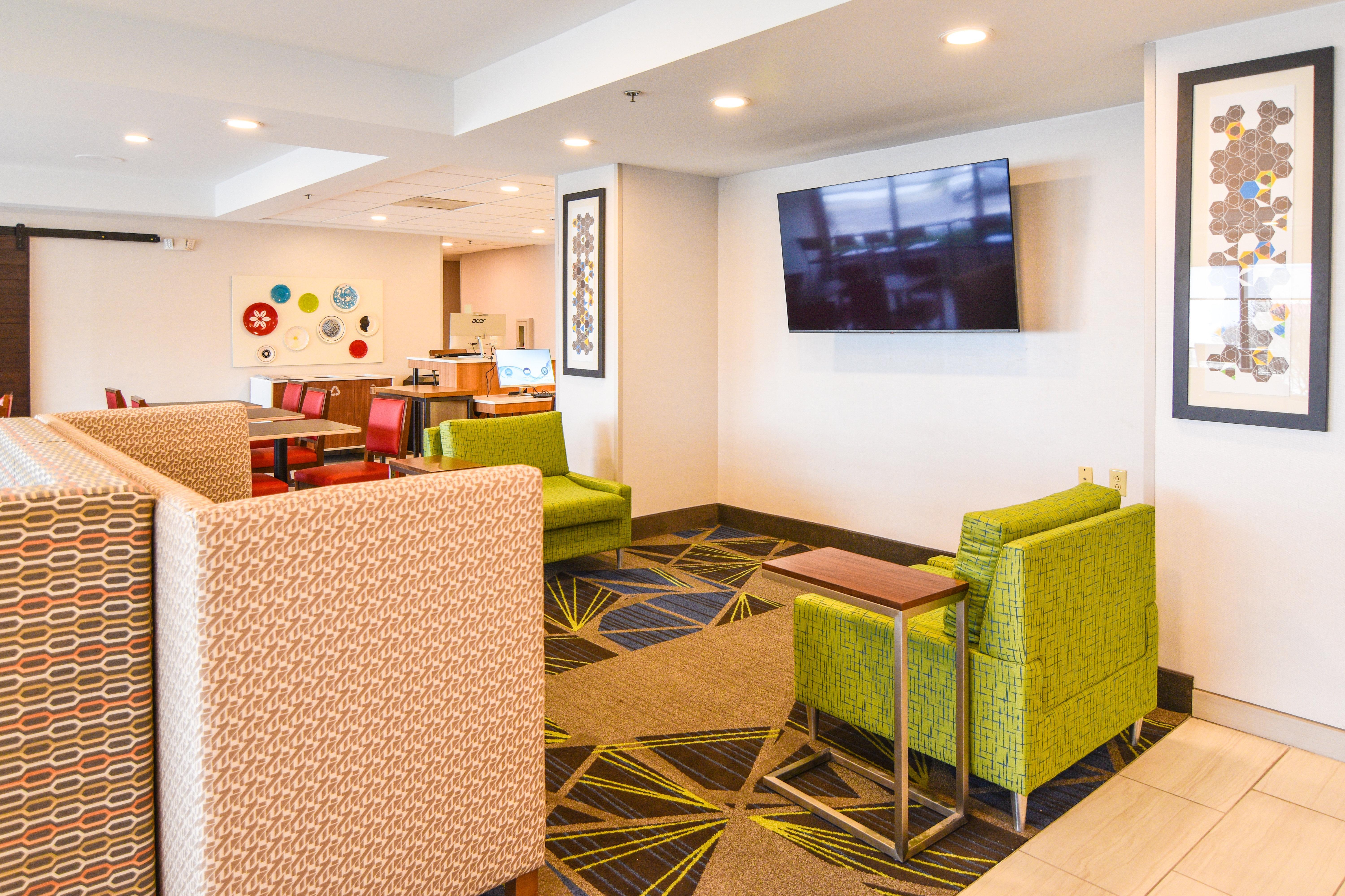 Holiday Inn Express Indianapolis South By Ihg Exterior photo